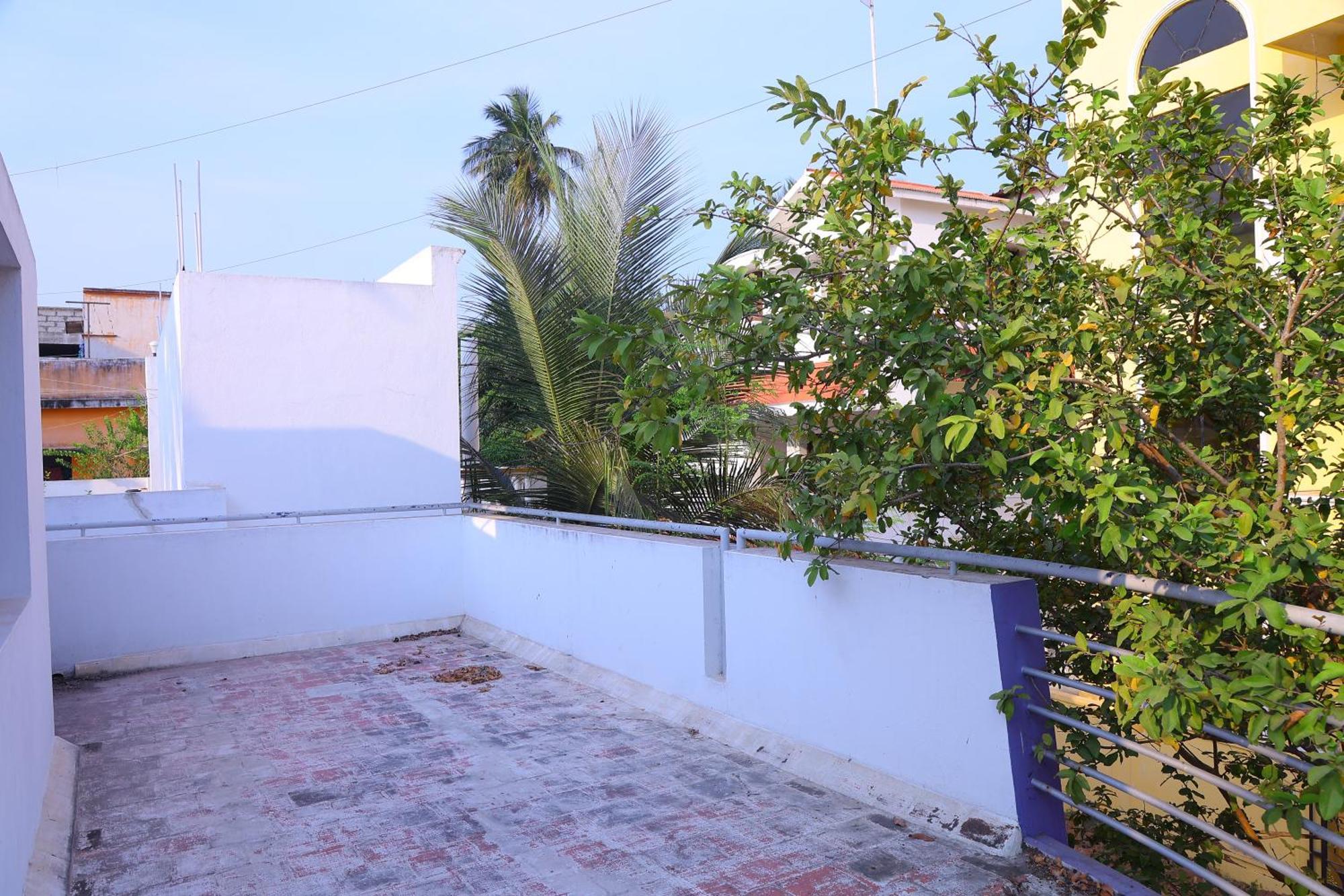 Pravesh Villa Pondicherry Esterno foto